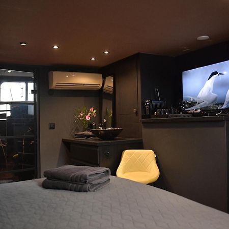 Euphrate Houseboat Hotel Amsterdam Buitenkant foto
