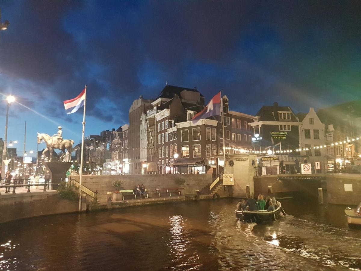 Euphrate Houseboat Hotel Amsterdam Buitenkant foto