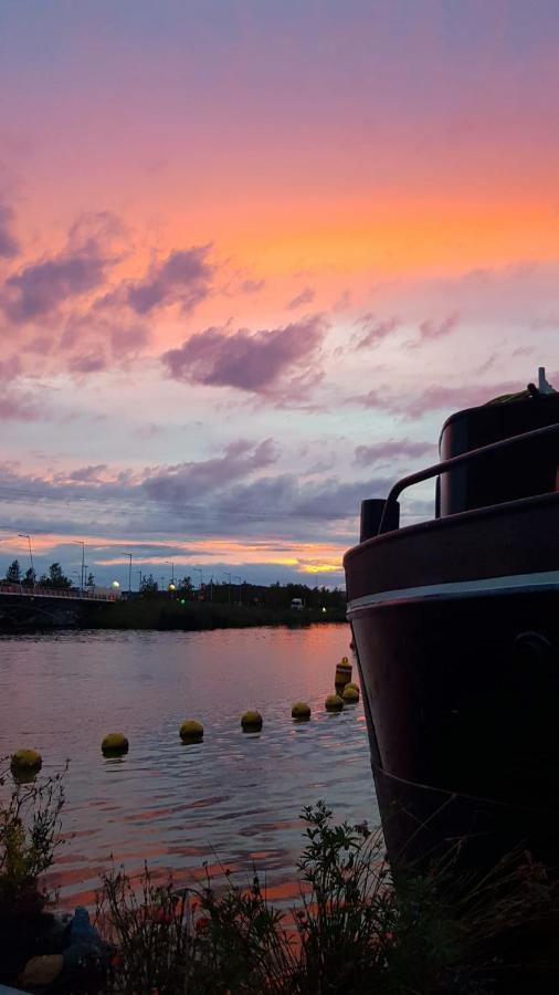 Euphrate Houseboat Hotel Amsterdam Buitenkant foto